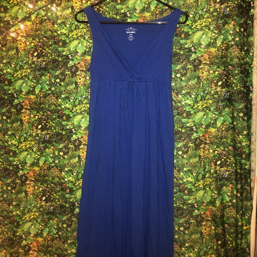 blue flowy maxi dress🌊